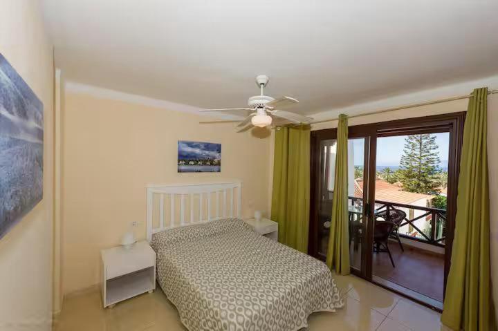 Apartment In Playa De Las Americas 1 Kültér fotó