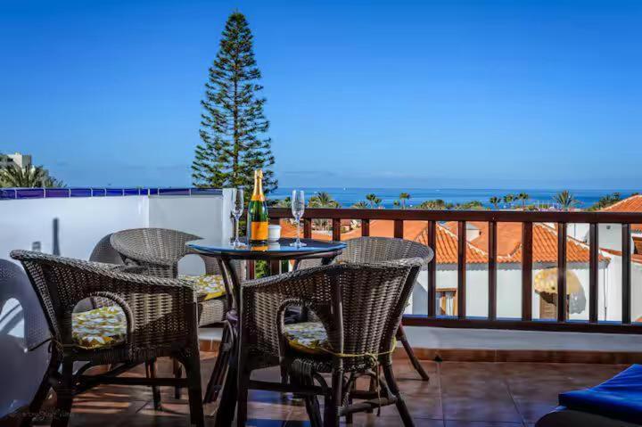 Apartment In Playa De Las Americas 1 Kültér fotó
